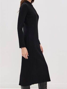 Vince Long Ribbed Mock Neck Black Dress Knit Front Tailored Fabric Back Sz Small